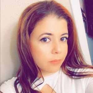 Meet your Posher, Daniela